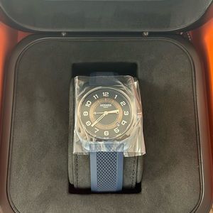 Brand new H08 men’s watch.